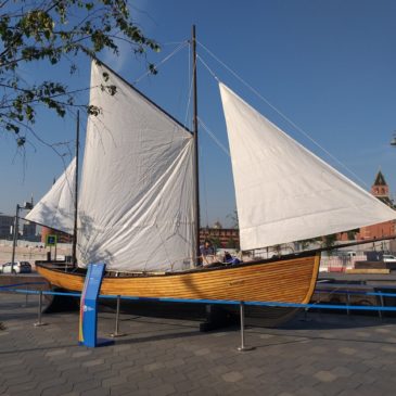 На Фестивале РГО команда центра “Корабелы Прионежья” представила реконструкцию деревянного судна XIX века.