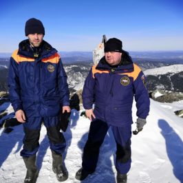 Спасатели Арктического спасательного центра “Вытегра” повышают свою квалификацию на Байкале.