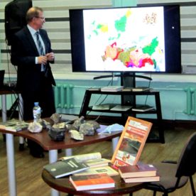 На тематической встрече члены РГО поделились своими геологическими воспоминаниями о Чукотке и Колыме