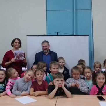 Встреча с писателем Сергеем Шадруновым состоялась в городской библиотеке